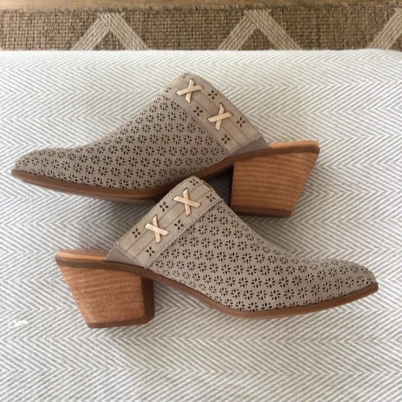 FRYE AND CO LEATHER CLOG/MULES SZ 9 like new western - Picture 3 of 5